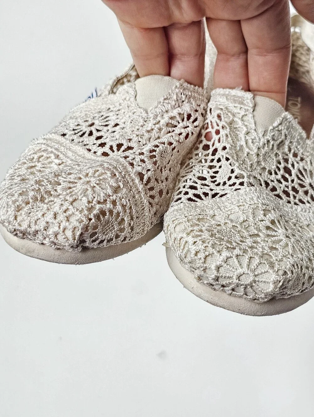 TOMS Alpargata Natural Moroccan Crochet Slip-On Flats Ivory Women's Size 6 - Picture 4 of 11